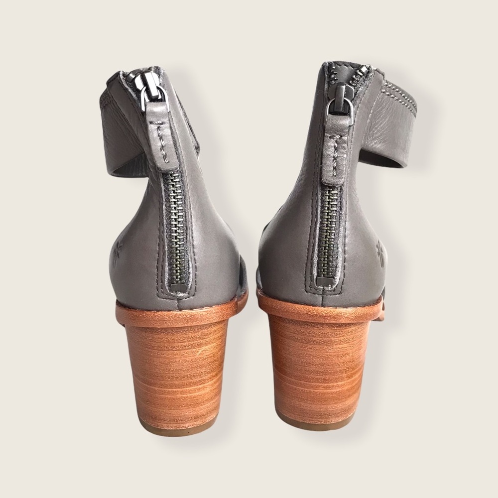 Frye Brielle Charcoal Grey Wooden Ankle Sandals - Picture 13 of 16